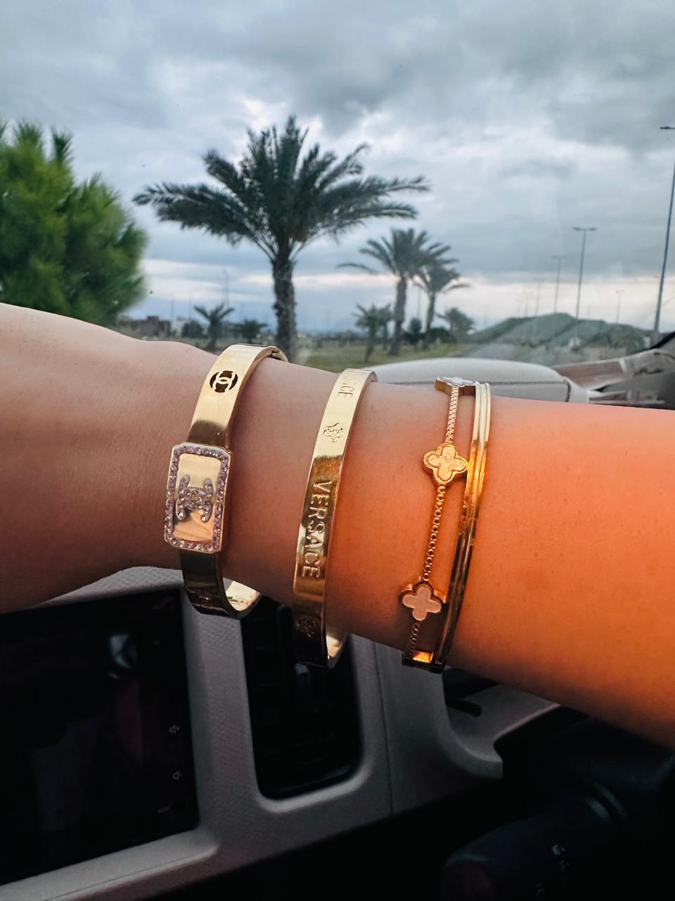 Bracelet & Bangles