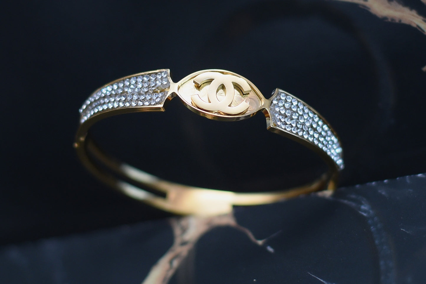 Round Studded Bangle with Zircon Silver925