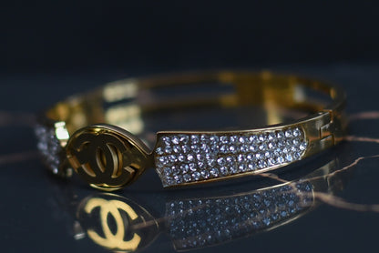 Round Studded Bangle with Zircon Silver925