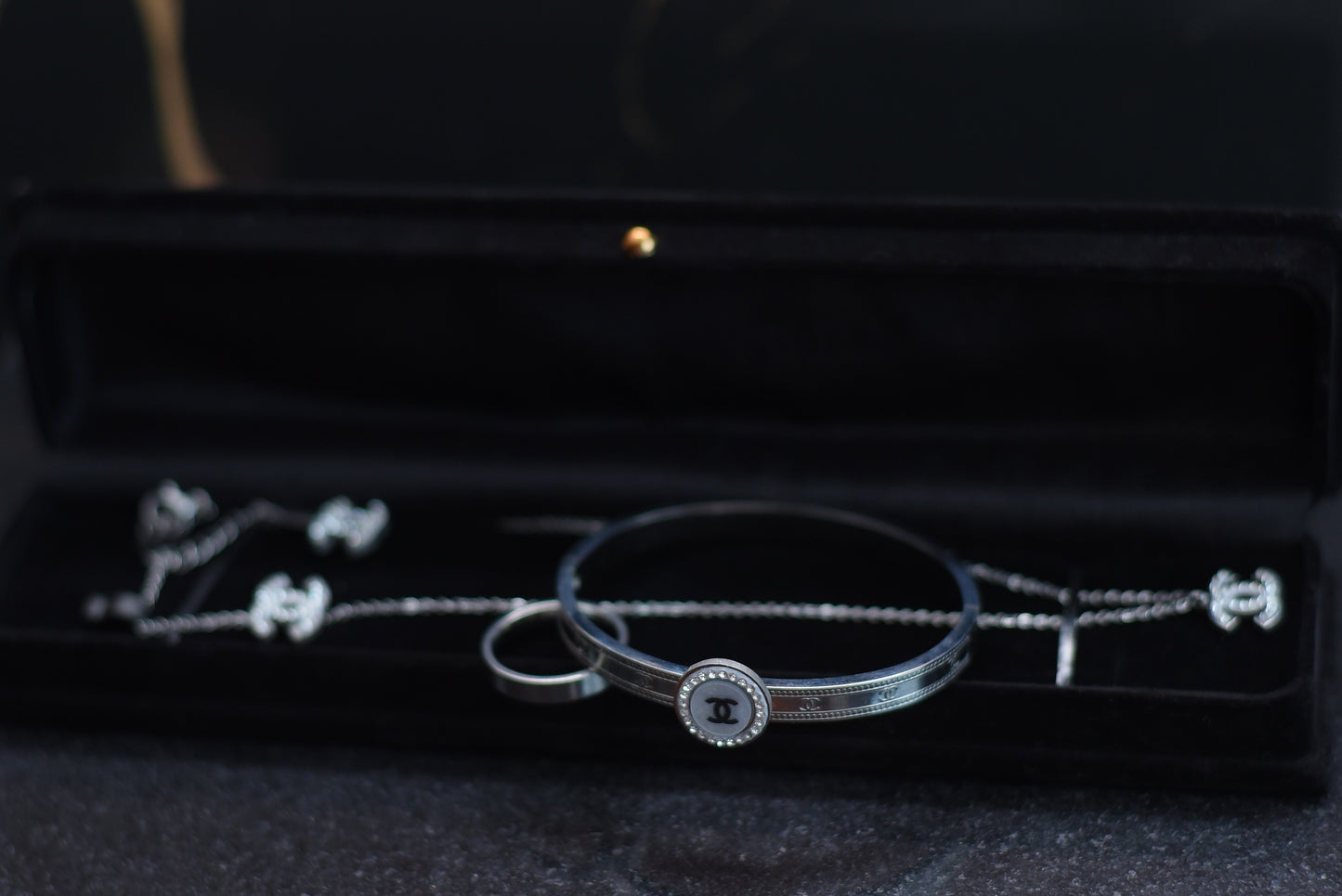 Khayyam Classic Round Studded Bangle with Zircon Silver92