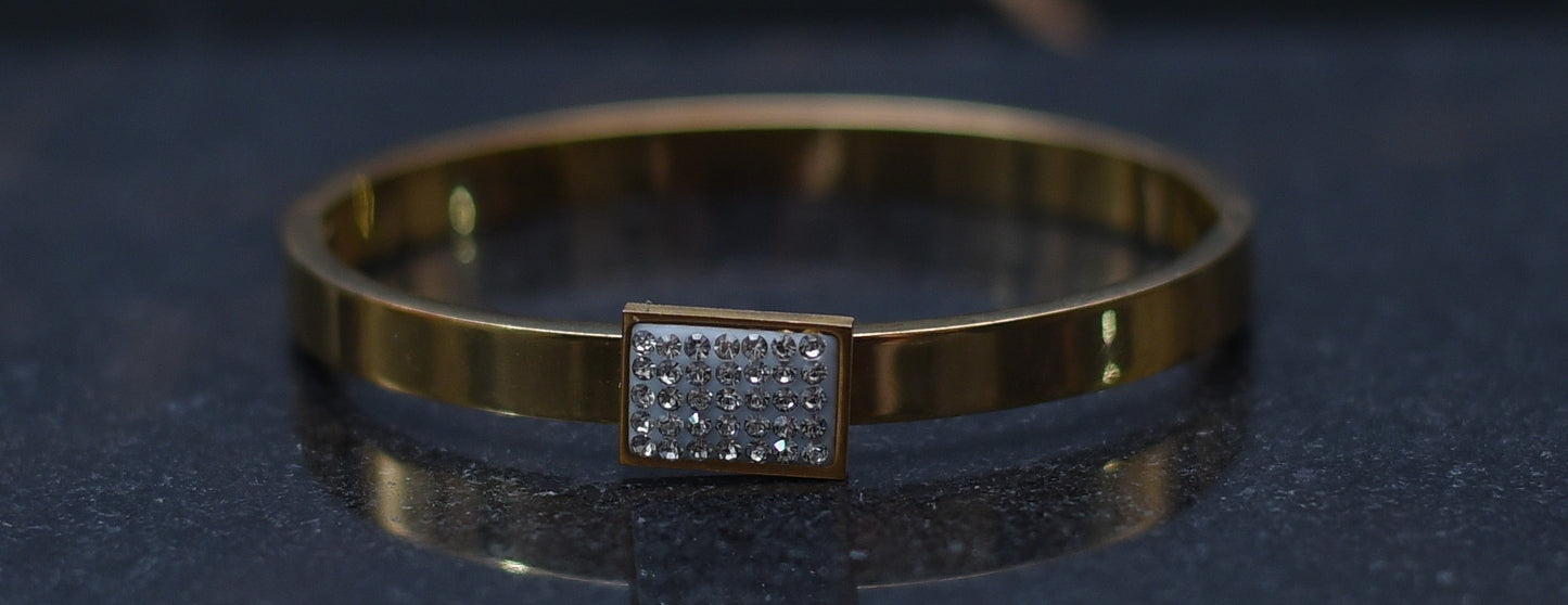 Round Studded Bangle Silver925