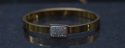 Round Studded Bangle Silver925