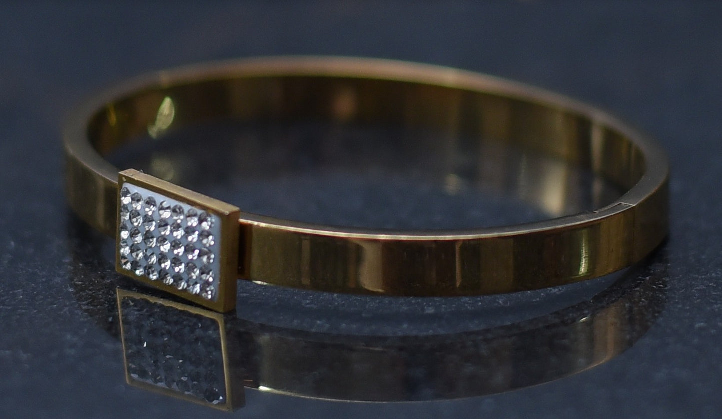 Round Studded Bangle Silver925