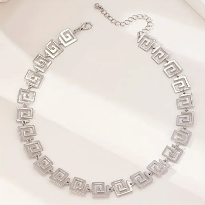 Women's Fashion Geometric Hollow Square Chain Necklace - Retro Minimalist Style, Perfect for Parties and Casual Attire
